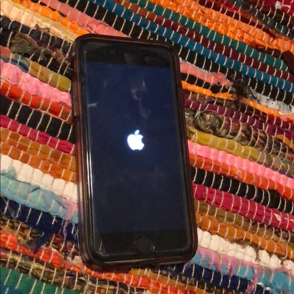 Iphone 7 in great condition 📱